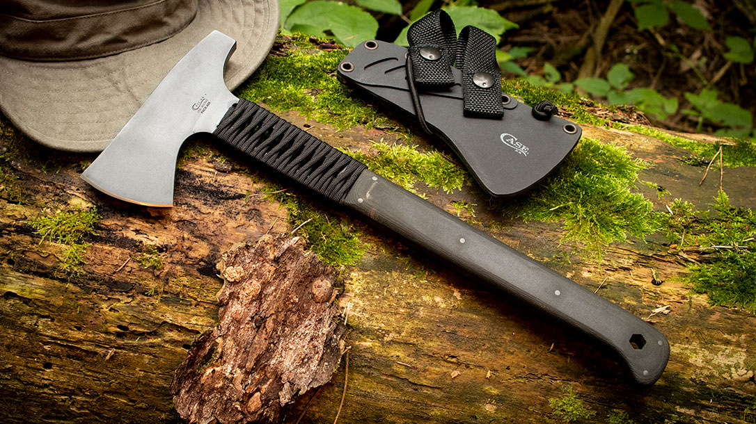 The Case Winkler Pack Axe is a no-nonsense design that is all performance.